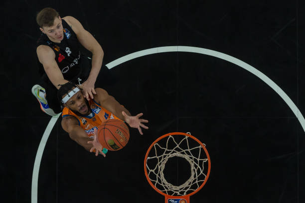 图通过变阵 图通过变阵